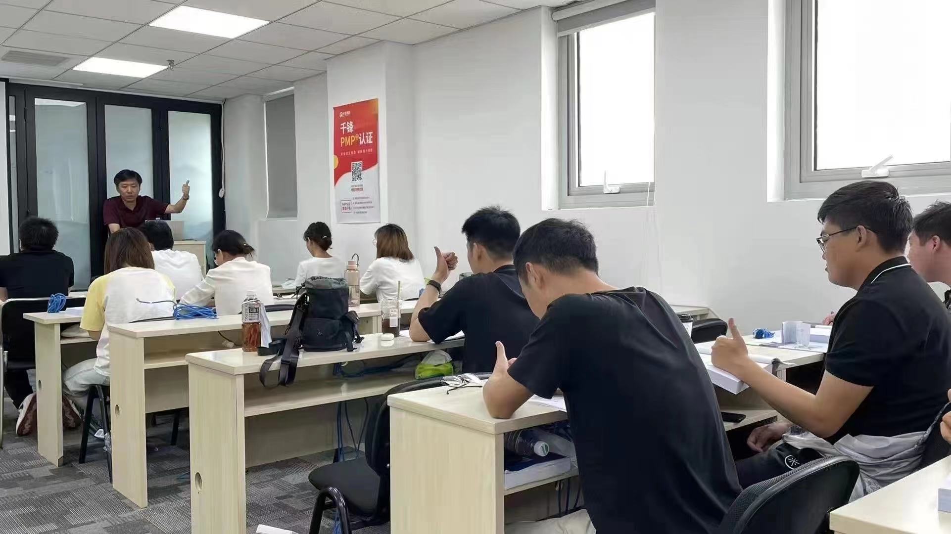 北京千鋒互聯(lián)科技有限公司相冊(cè)