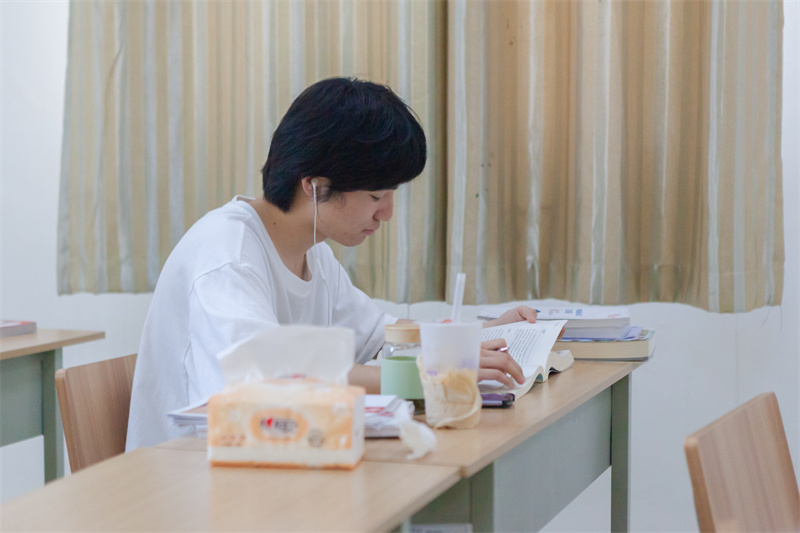 華新文登學校環(huán)境