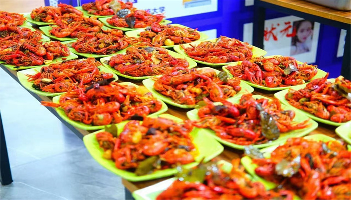 鄭州巔峰畫室學(xué)習(xí)環(huán)境