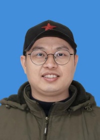  張鐵山