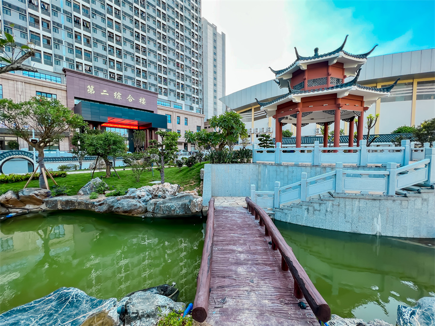 廣州縱橫港澳臺華僑聯(lián)考學校環(huán)境