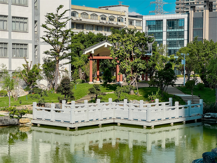 廣州縱橫港澳臺華僑聯(lián)考學校環(huán)境