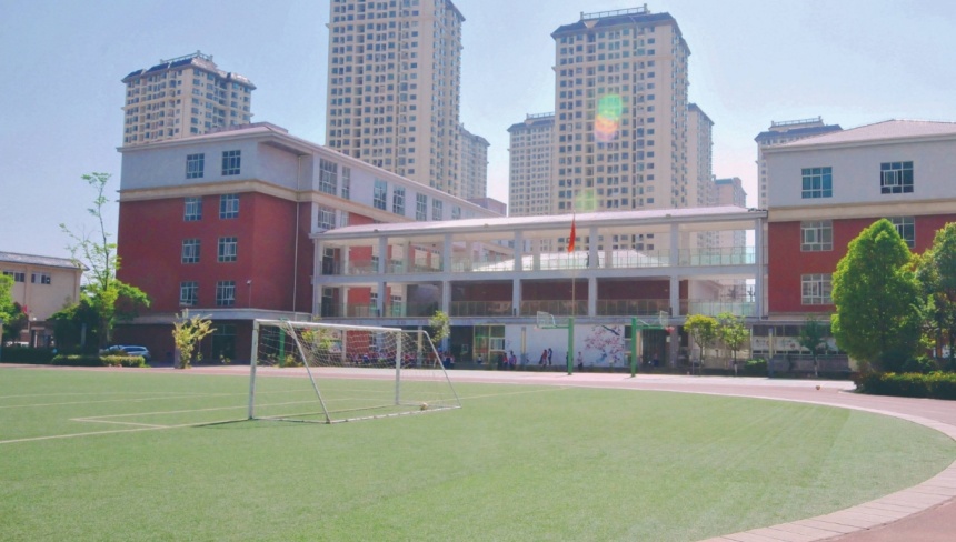 學(xué)校環(huán)境